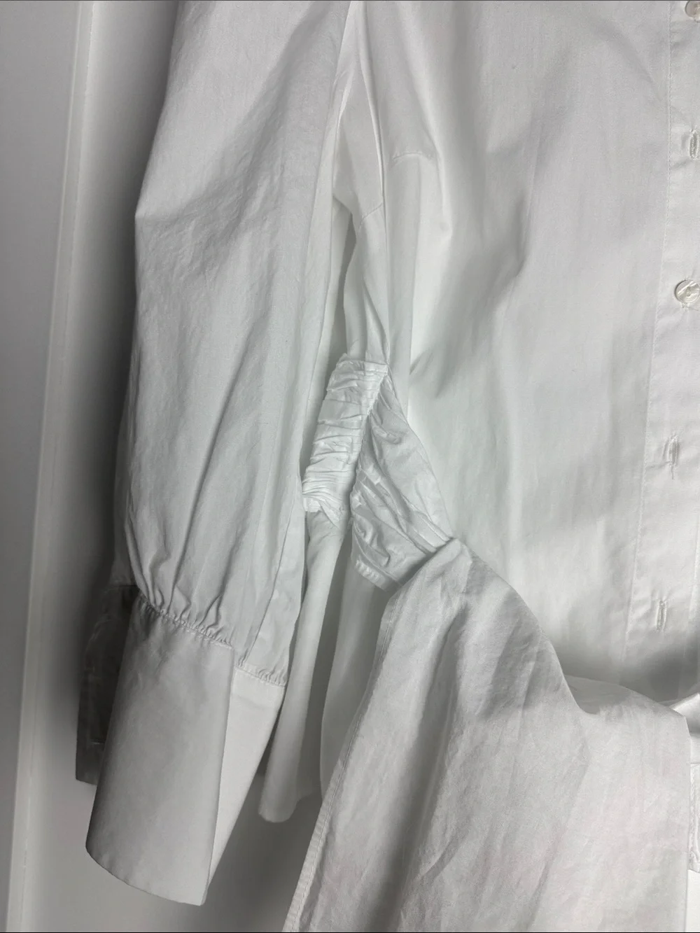 Zara White Puff-Sleeve Button-Front Shirt with Waist Tie